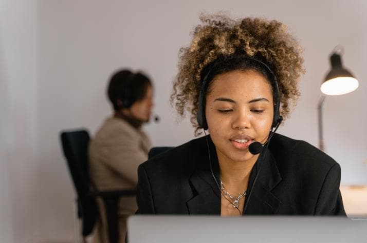 Effective Customer Support: Language Dos and Don'ts